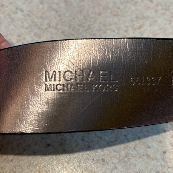 Michael Kors belt size medium - Picture 3 of 9